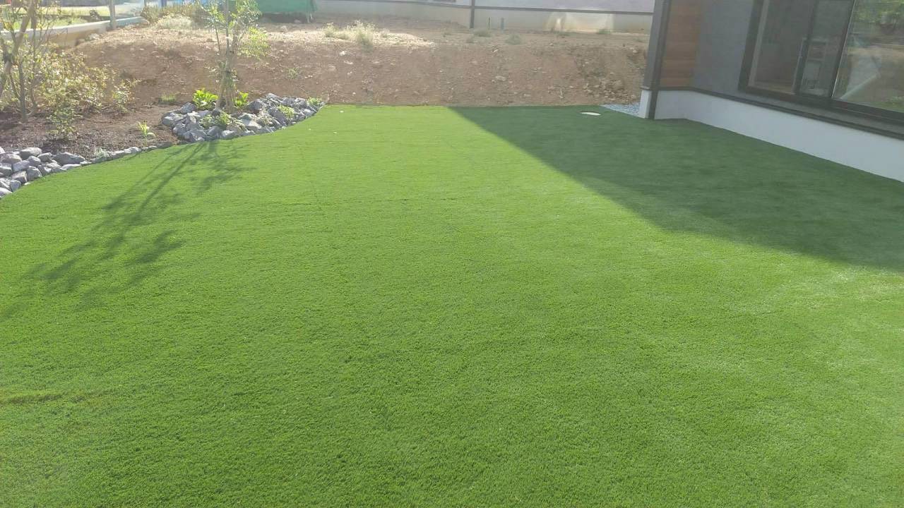 芝生施工